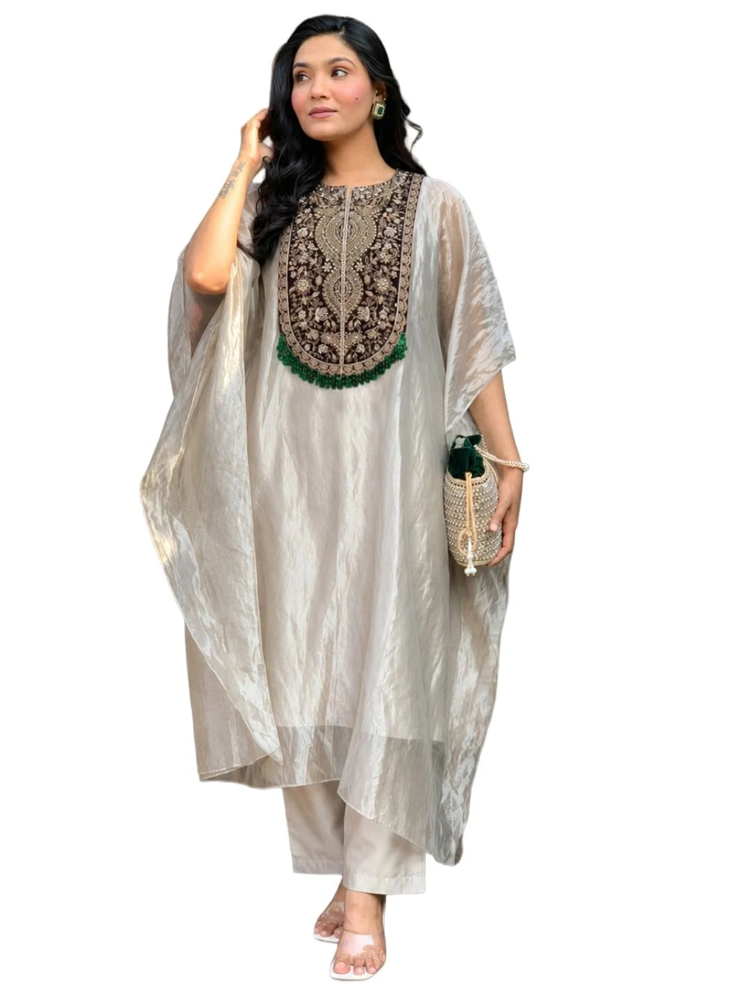 Женский костюм кафтан-курта и брюки-палаццо с вышивкой GoSriKi — бежевый